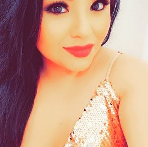 Meet your Posher, Kimberly